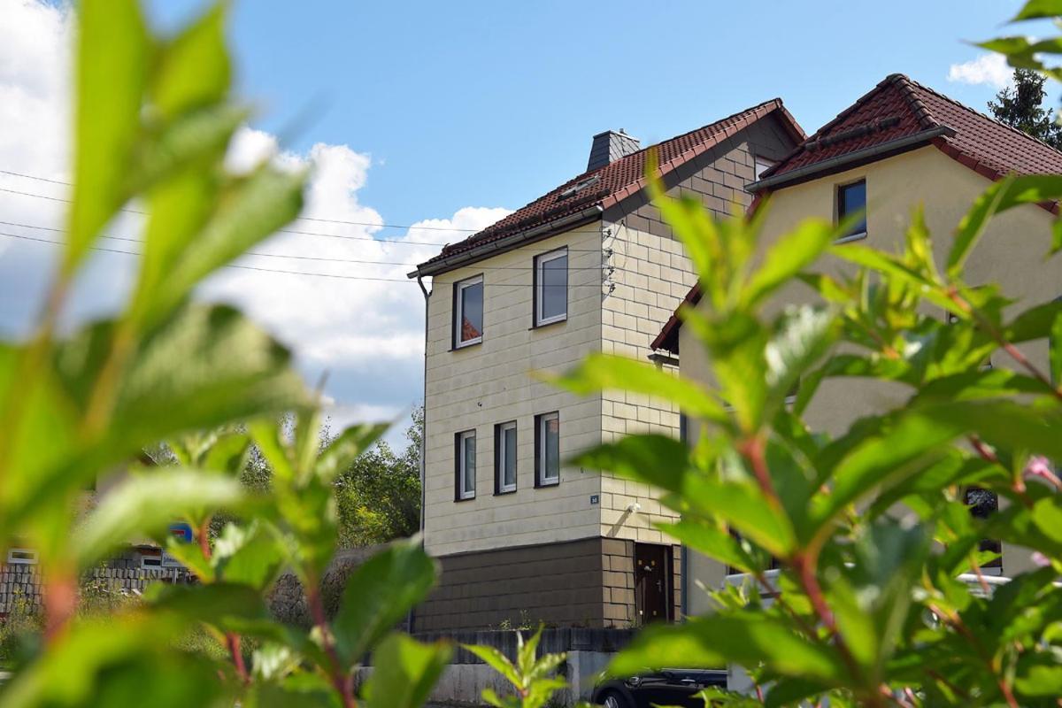 Monteurhaus-Arbeiterunterkunft Haus Markus Suhl Ngoại thất bức ảnh